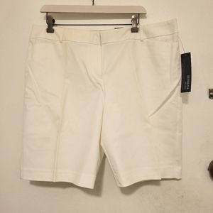 APT 9 White Bermuda Short sz 16